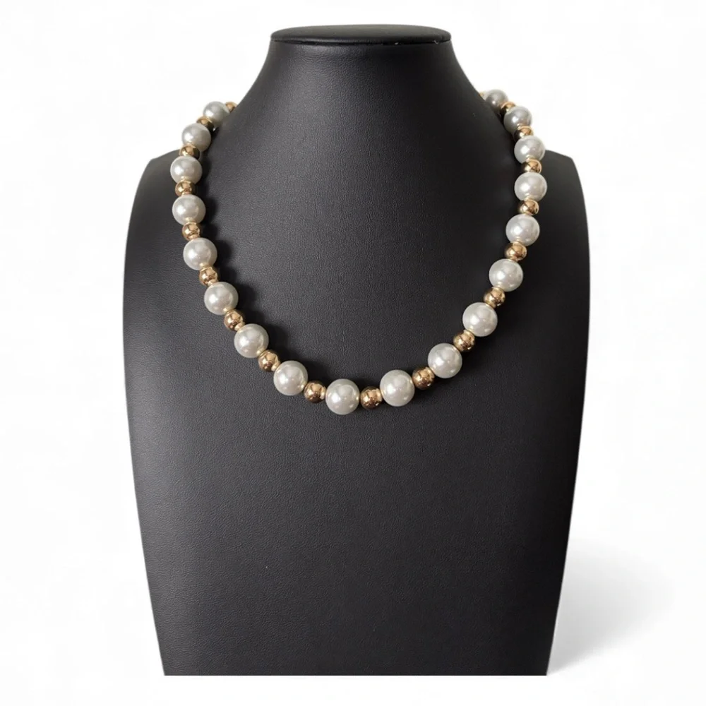Nordstrom Rack White and Gold Round Beaded Adjustable Nickle Free Necklace